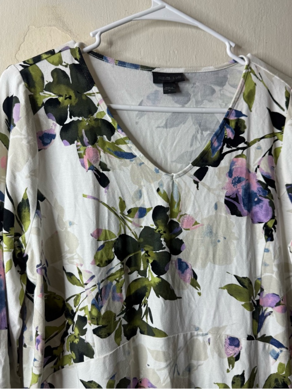 J Jill Wearever Collection White Floral 3/4 Sleeve Blouse - Picture 2 of 6